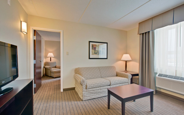 Comfort Inn & Suites