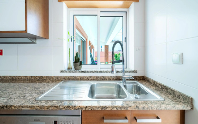 Ponta da Piedade Family House