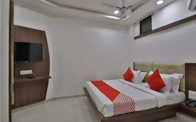 Hotel Dev Palace