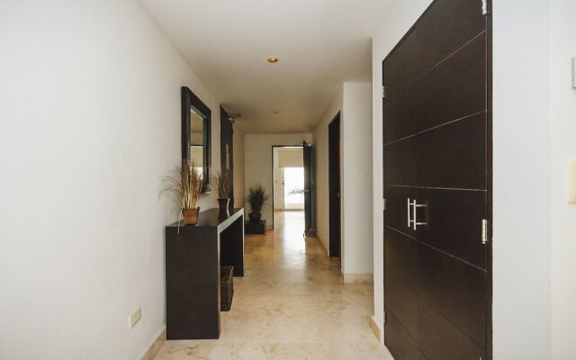 Luxury Garden House Condo - The Elements 108