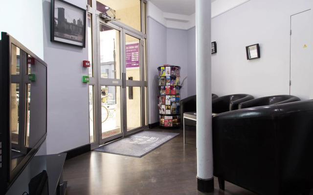 Hotel du Chemin Vert Paris