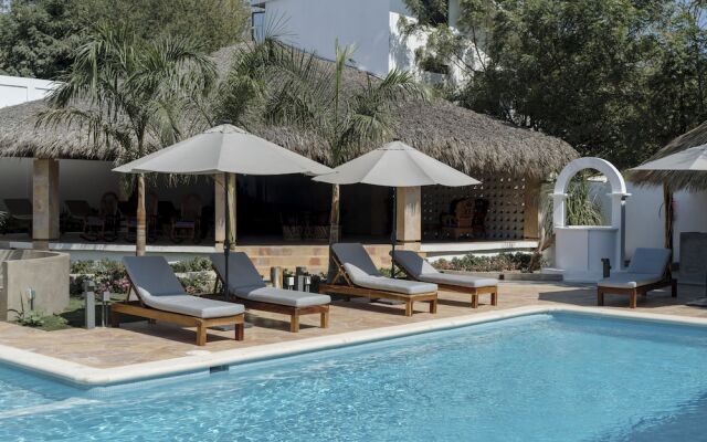 Hotel Camino Del Sol