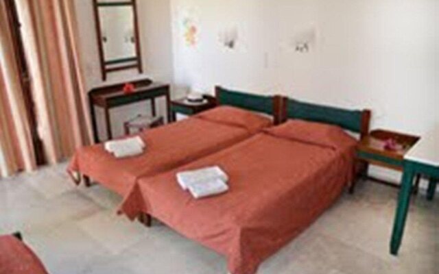 Hotel Flisvos
