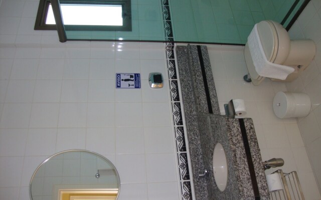 Golfinhos Apart Hotel