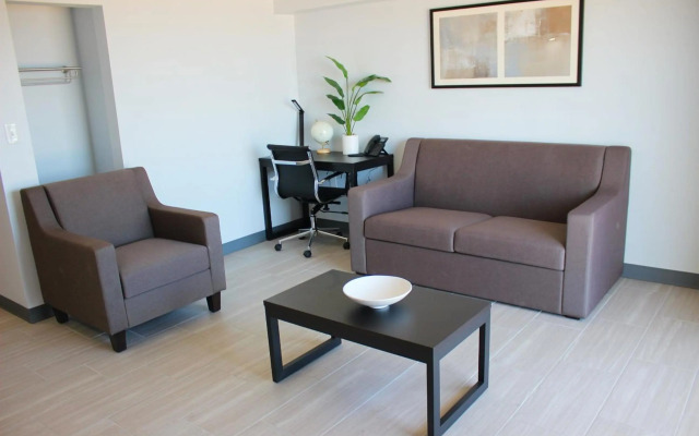 Sun and Sand Resort Oceanfront Suites