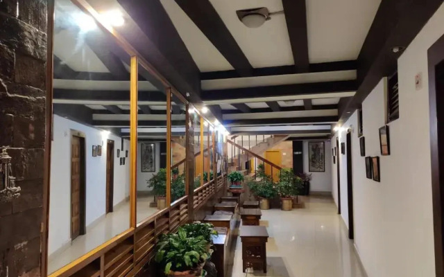 Hotel Tarayana