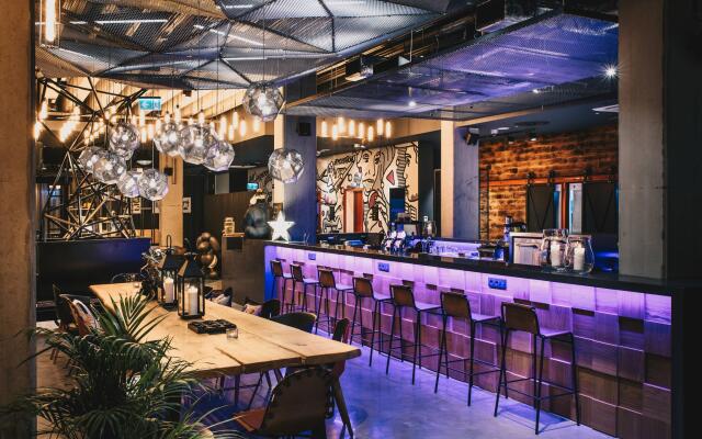 Moxy Katowice Airport