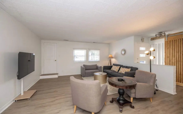 The Grand Elm Suite 2 Sleeps 6