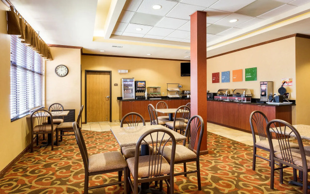 Comfort Inn & Suites Blytheville