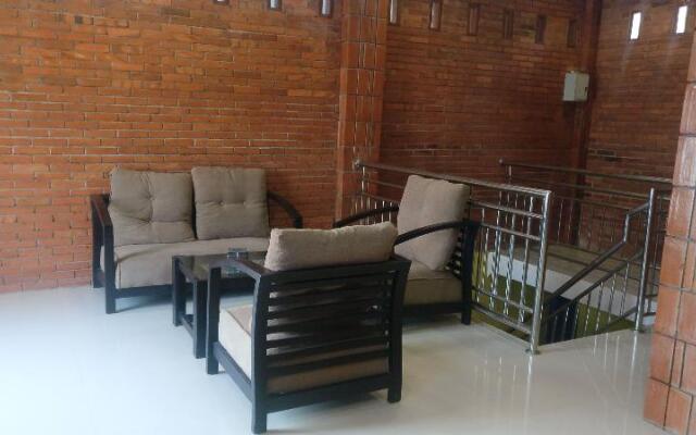 Jogo Segoro Homestay by ZUZU