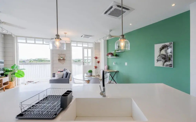 w Fantastic 1BR w Modern Balcony in Panama