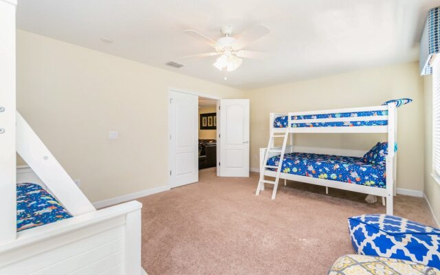 1428 Moonvalley Drive