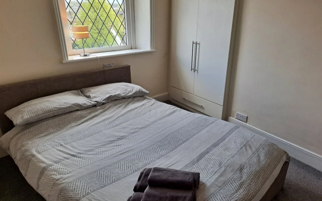 OYO Castle Hotel, Accrington