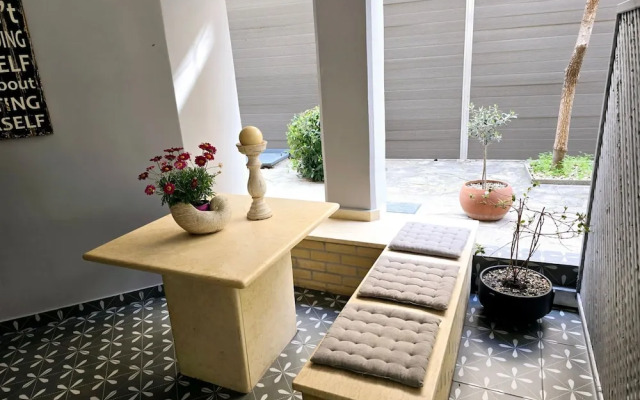 Glyfadas Luxury Design Apartments