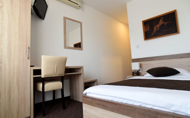 Rooms Barba Niko Zagreb Airport