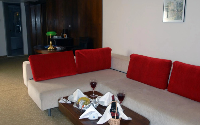 Derici Hotel