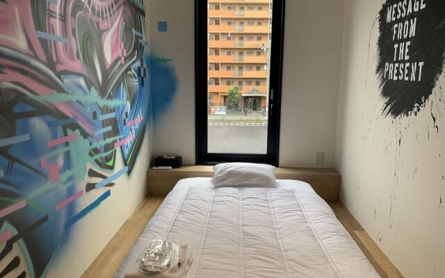 Yolo Hotel