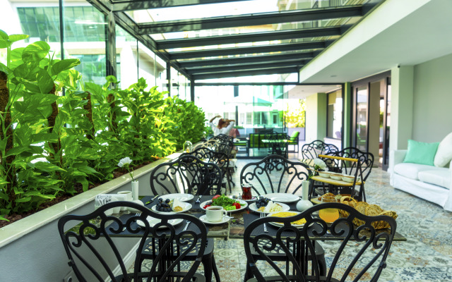 The Mori Club Hotel