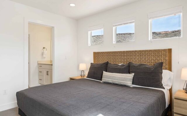 Paseos Paradise 4 Bedroom Home