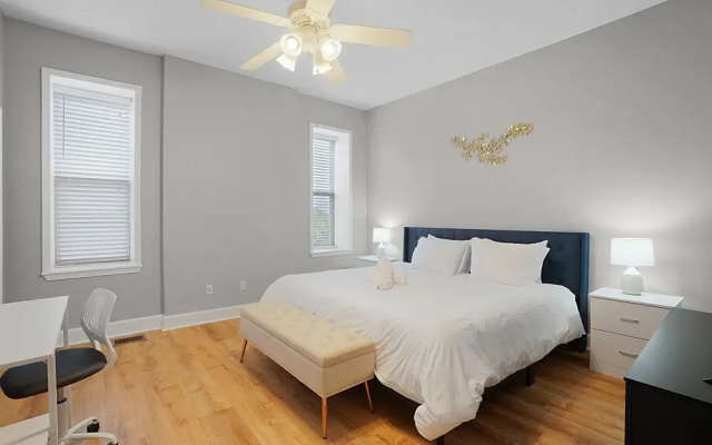 Spacious 3-Bedroom with King Bed