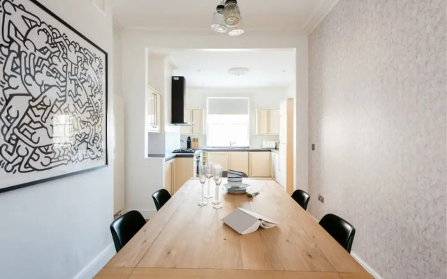 The Kings Row- Quiet 3BD Near Kings Cross