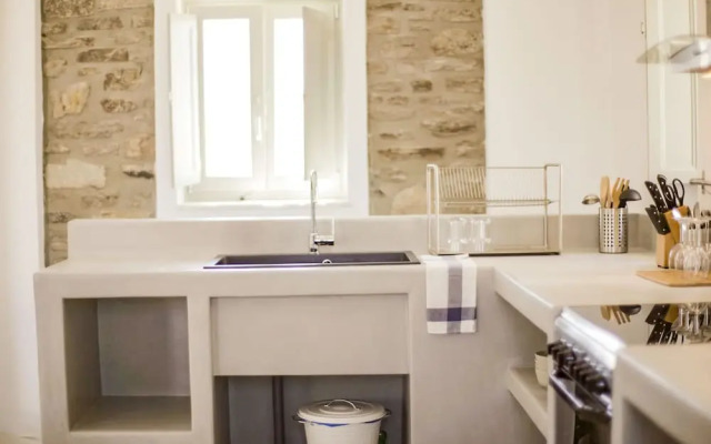 Antiparos Homes