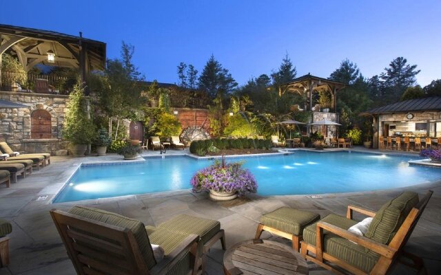 Old Edwards Inn & Spa