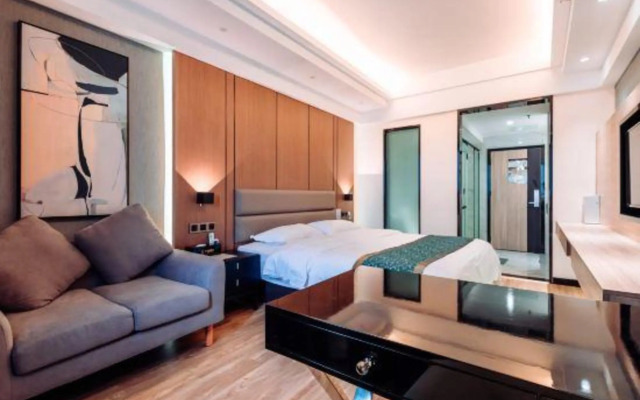 Qianyi Hotel (Yulin Jiangnan Branch)