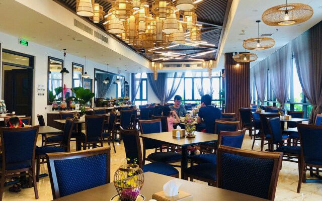 Halong Hideaway Hotel