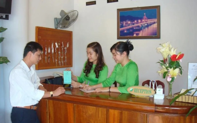 Khách Sạn Sơn Trà 1