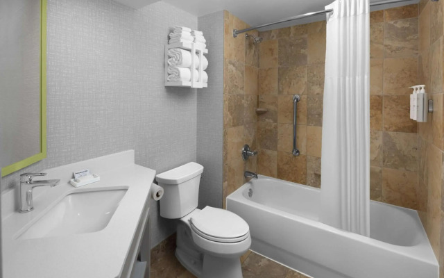 Hampton Inn Cleveland-Downtown