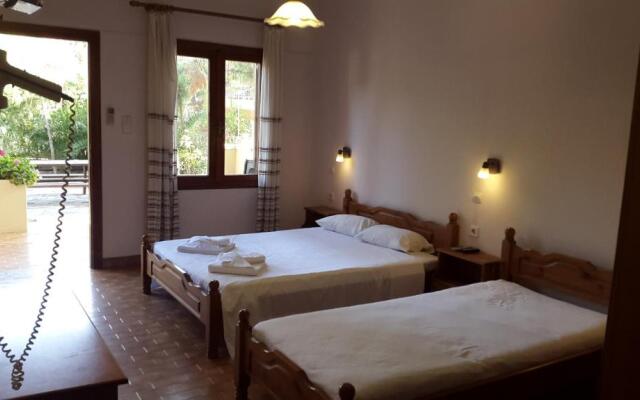 Stelios Rooms