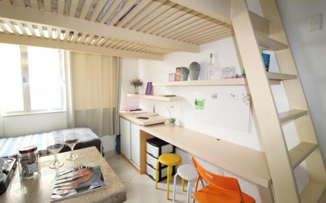 Pineapples A923 | Studio in Copacabana Z2