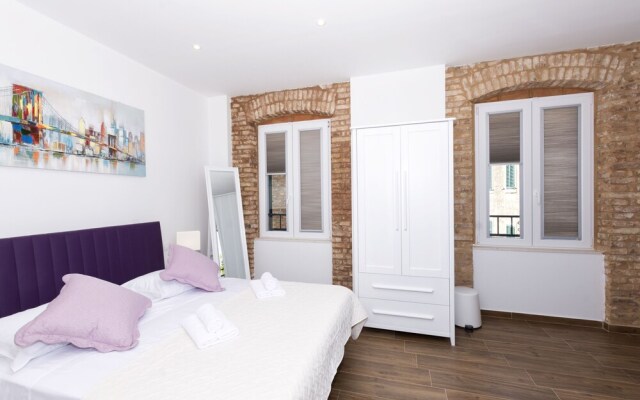 Peruzovic Rooms 3