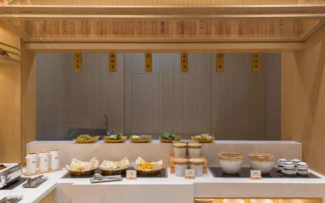 Fairyland Shangpin Hotel (Hengshui Yirancheng Railway Station)