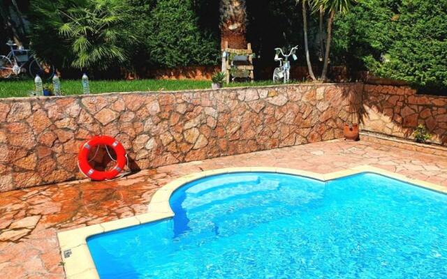 Platanos Estate