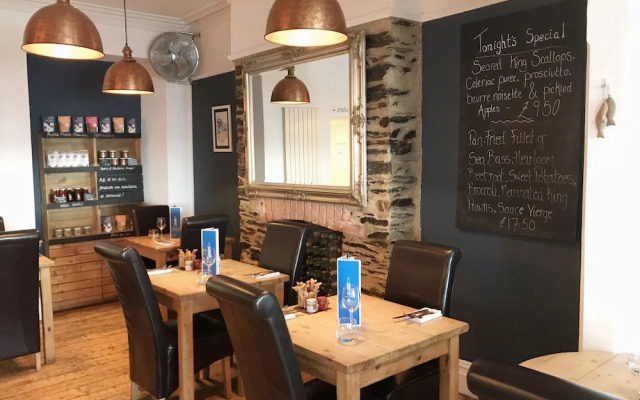 Seabreeze Restaurant with Rooms