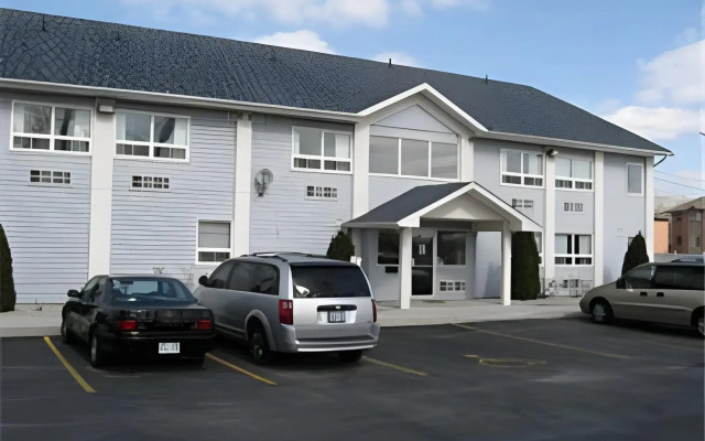 Royal Windsor Inn & Suites