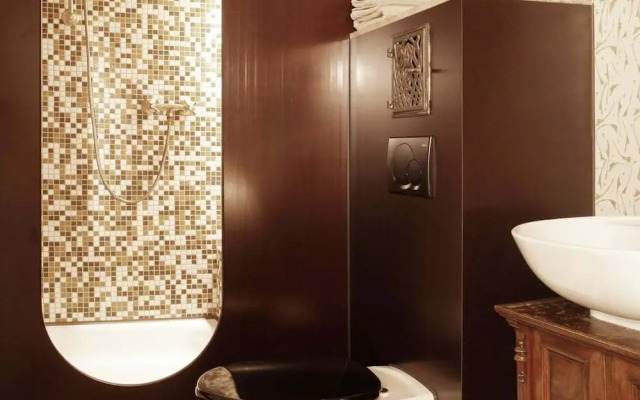 Hotel Lux