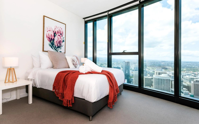 Lvl 59 Skytower Amazing Views CBD Wifi Carpark by Stylish Stays – Guest Rooms – Brisbane