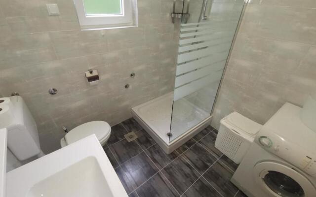 Apartment 1 Anamarija 41 pax