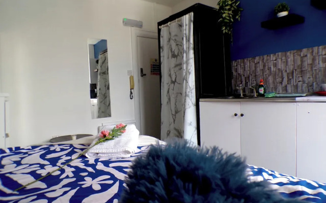 Santoriniapartmentwestkensingtonsleeps3-ensuite-ac