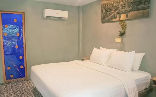 Private Garden Villa With Swimming Pool & kitchen