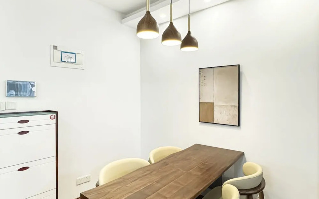Tyms 2BR  with Kitchen Line2