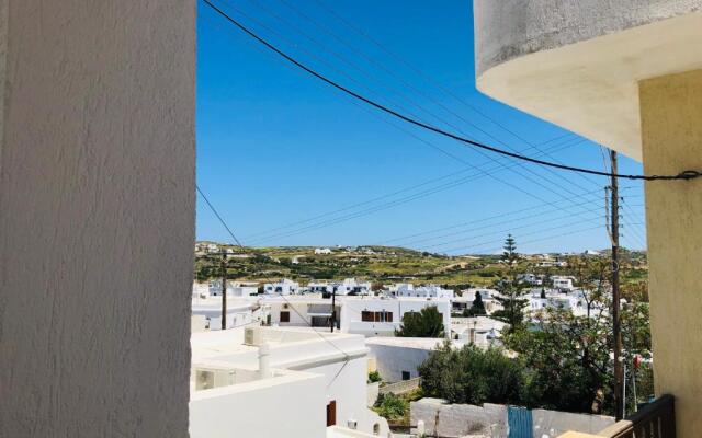 Stylish Home for 6 in Adamas