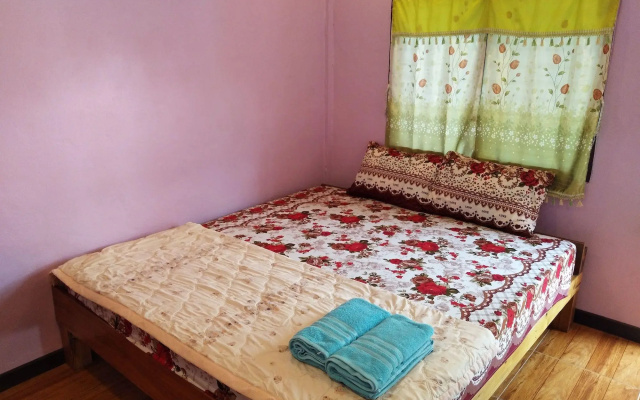 Douangjinda Resort