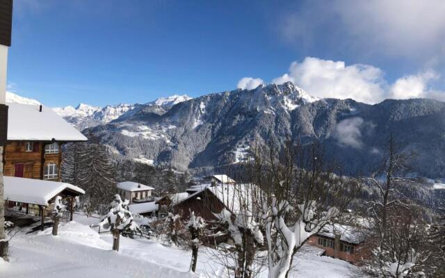 Studio au calme, vue imprenable sur la vallée