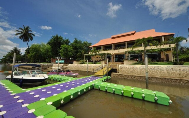 Maeklong Marina Resort