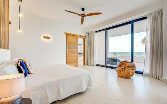 7-br Luxury Beachfront Paradise With Ocean Views