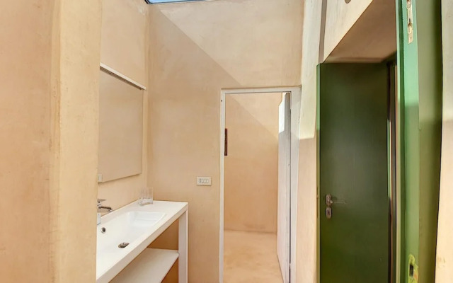 Cis002 in Cisternino